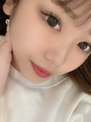 内山 ナツキの写真1枚目